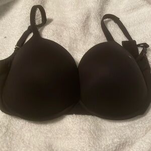 Victoria’s Secret bra 34DDD
 Body by Victoria Perfect Shape